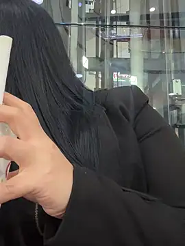 Sara luna  online show from 03.18.25