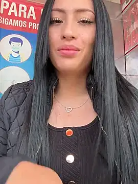 Sara luna  online show from 03.21.25