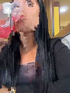 Sara luna  online show from 02.20.26