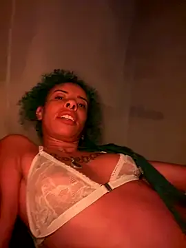 Snapshot of sammoura01 chatting on 11.27.25 sammoura01 online show from 11.27.25