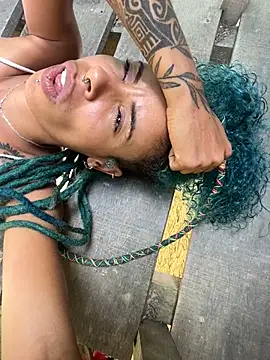 Snapshot of sammoura01 chatting on 02.10.26 sammoura01 online show from 02.10.26