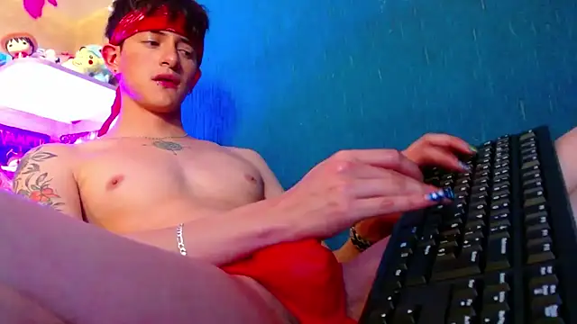 GabyThoms online show from 12.17.24