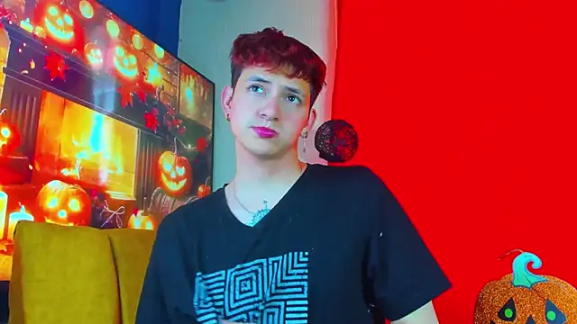 GabyThoms online show from 10.16.25