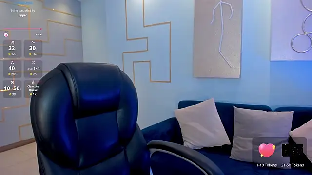 HannahJamesX online show from 02.04.25