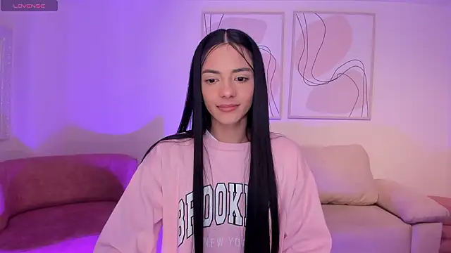 Snapshot of HannahJamesX chatting on 02.22.26 HannahJamesX online show from 02.22.26