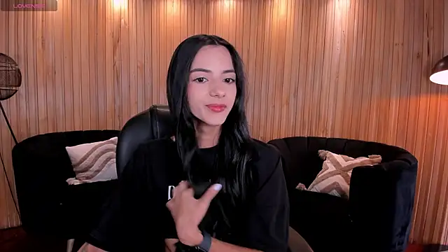 Snapshot of HannahJamesX chatting on 08.01.26 HannahJamesX online show from 08.01.26