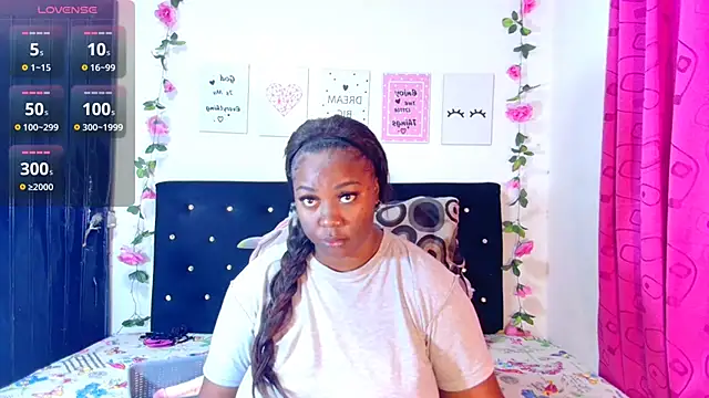 CiaraEbony online show from 01.19.25