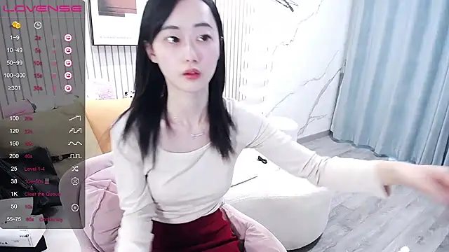 Snapshot of Destin_ chatting on 09.20.25 Destin online show from 09.20.25