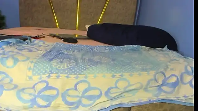 Pretty Shall online show from 10.20.25