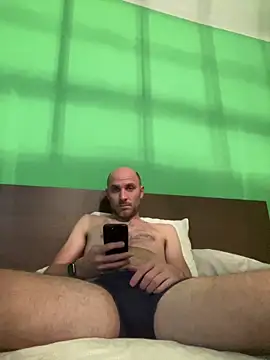 Snapshot of tubfunaske chatting on 11.02.25 tubfunaske online show from 11.02.25