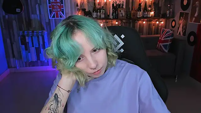 JasmineMilko online show from 12.15.24