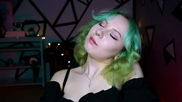 JasmineMilko online show from 12.20.24