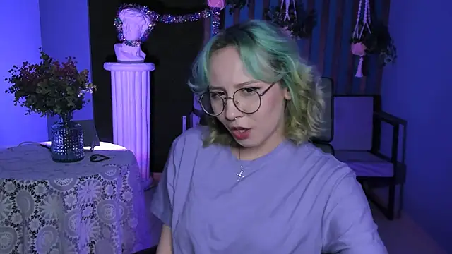 JasmineMilko online show from 12.22.24