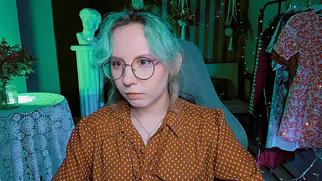 JasmineMilko online show from 12.28.24