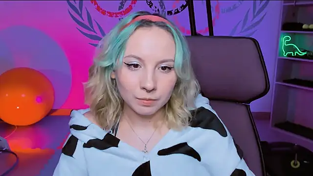 JasmineMilko online show from 01.04.25