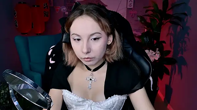 Snapshot of JasmineMilko chatting on 09.27.25 JasmineMilko online show from 09.27.25