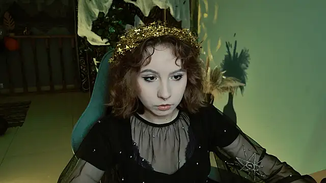 Snapshot of JasmineMilko chatting on 10.26.25 JasmineMilko online show from 10.26.25