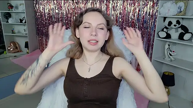 JasmineMilko online show from 04.18.26