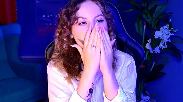 Snapshot of JasmineMilko chatting on 07.11.26 JasmineMilko online show from 07.11.26