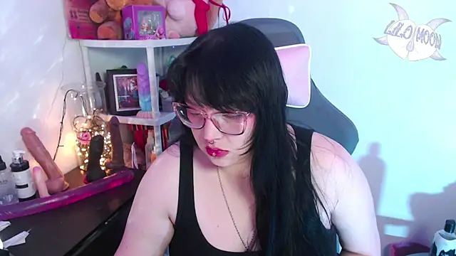 LiloMoon69 online show from 12.02.24