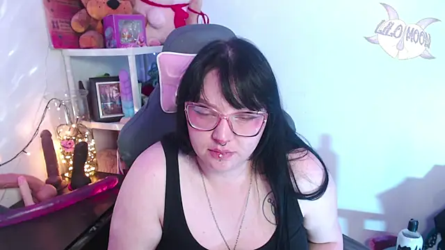 LiloMoon69 online show from 12.02.24