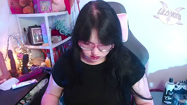 LiloMoon69 online show from 12.06.24