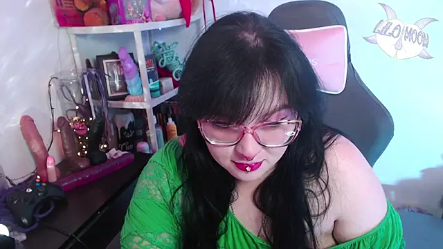 LiloMoon69 online show from 12.10.24