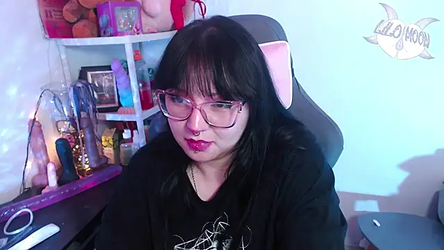 LiloMoon69 online show from 12.16.24