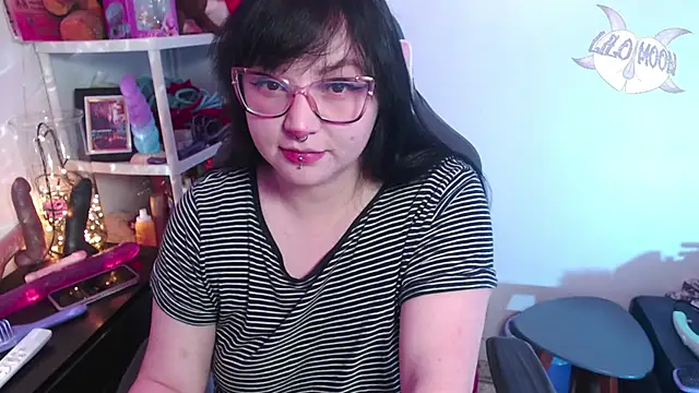 LiloMoon69 online show from 12.24.24