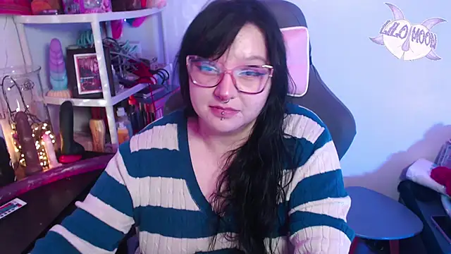 LiloMoon69 online show from 01.04.25