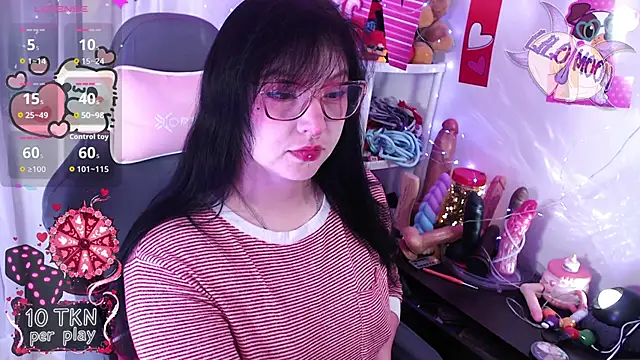 Snapshot of LiloMoon69 chatting on 02.13.26 LiloMoon69 online show from 02.13.26