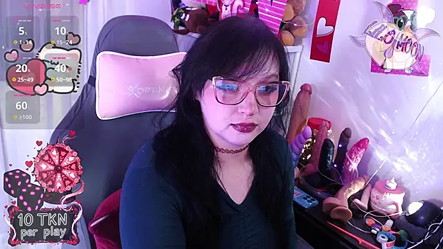 Snapshot of LiloMoon69 chatting on 02.14.26 LiloMoon69 online show from 02.14.26