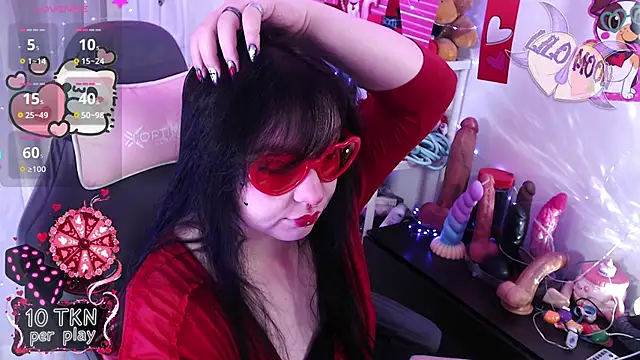 Snapshot of LiloMoon69 chatting on 02.15.26 LiloMoon69 online show from 02.15.26