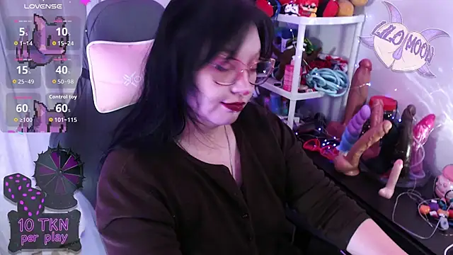 Snapshot of LiloMoon69 chatting on 02.18.26 LiloMoon69 online show from 02.18.26