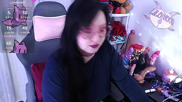 Snapshot of LiloMoon69 chatting on 02.27.26 LiloMoon69 online show from 02.27.26
