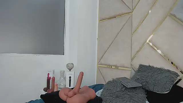 Daddysgirl1  online show from 03.14.25