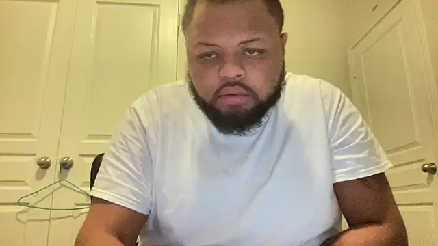 Snapshot of papijusto chatting on 10.25.25 papijusto online show from 10.25.25