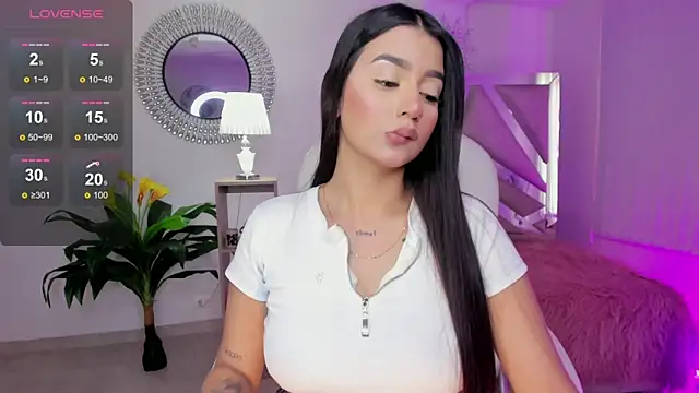 amelie jhons online show from 12.13.24