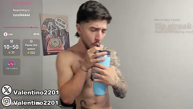 Valentino Xander online show from 03.01.25