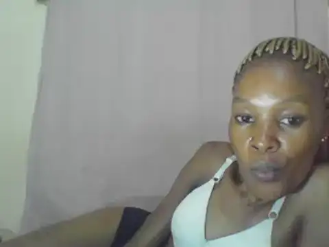 Snapshot of Sweetpetite254 chatting on 02.04.25 Sweetpetite254 online show from 02.04.25