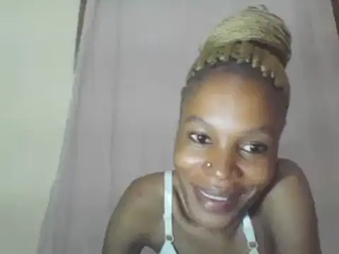 Snapshot of Sweetpetite254 chatting on 02.09.25 Sweetpetite254 online show from 02.09.25