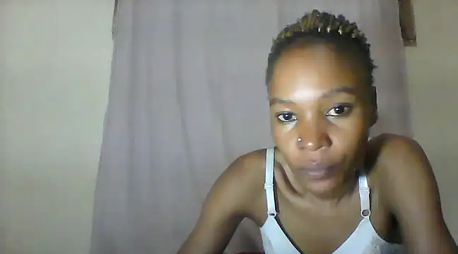 Snapshot of Sweetpetite254 chatting on 02.28.25 Sweetpetite254 online show from 02.28.25