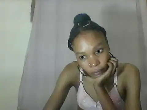 Snapshot of Sweetpetite254 chatting on 03.07.25 Sweetpetite254 online show from 03.07.25