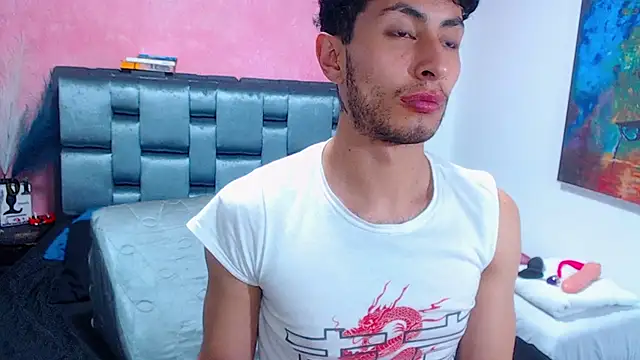 Piggy Eddy online show from 12.09.24