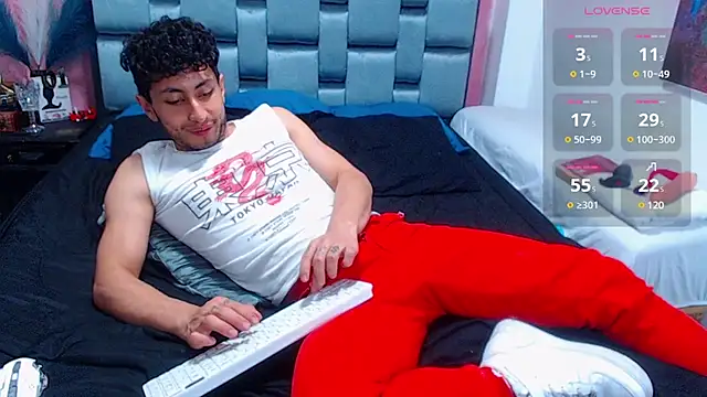 Piggy Eddy online show from 12.09.24