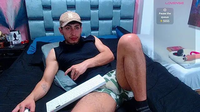 Piggy Eddy online show from 12.10.24