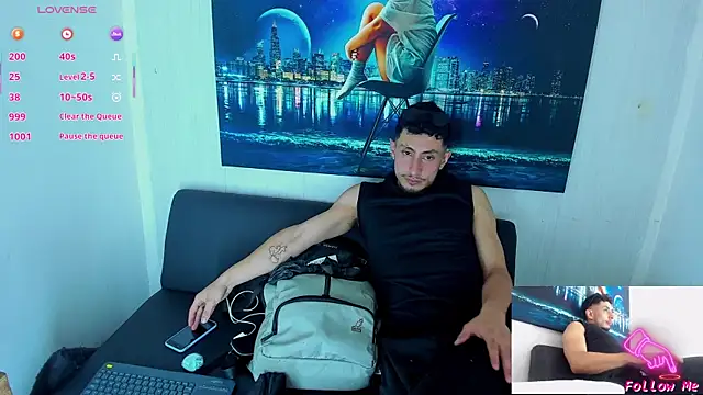 Piggy Eddy online show from 10.10.25