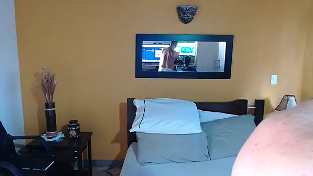 SaraandJuanDP online show from 02.23.25