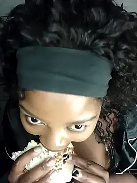 bigbootyboohle online show from 12.12.24