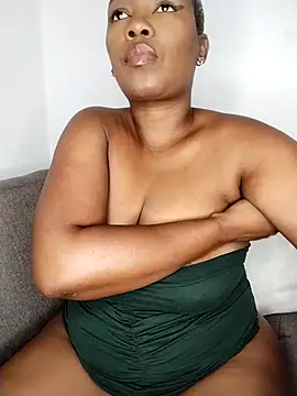 bigbootyboohle online show from 10.17.25